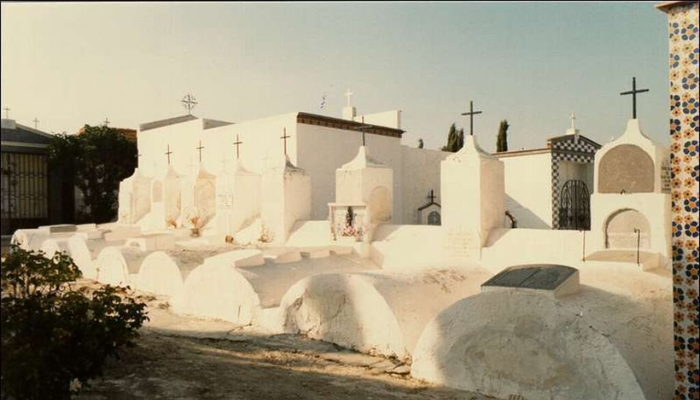 Cementerio de Trebujena, Cádiz www.cementerio.info