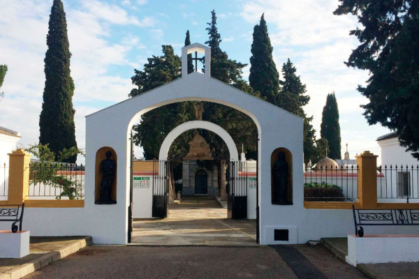 Cementerio Municipal de Tocina - Los Rosales, Sevilla https://www.cementerio.info/ 